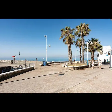 A La Orilla Del Mar * Málaga