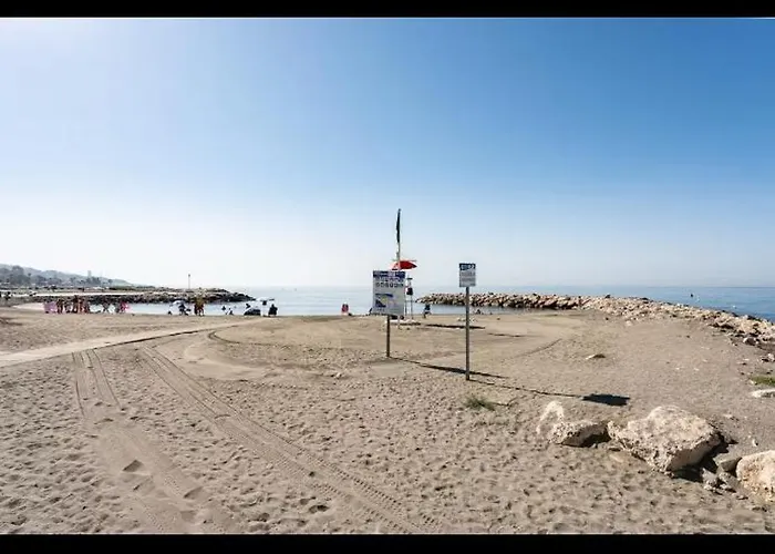 A La Orilla Del Mar